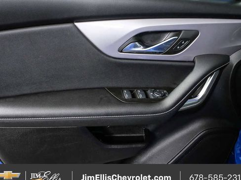 Used 2025 Chevrolet Blazer LT image 6