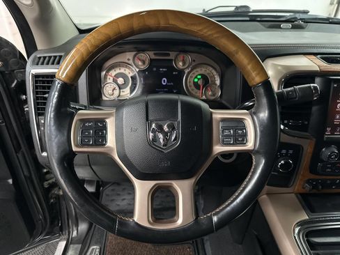 Used 2017 RAM 2500 Longhorn w/ Convenience Group AWD/4WD image 14