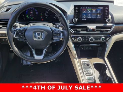 Used 2021 Honda Accord Touring image 6