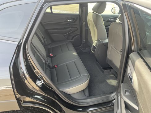 Used 2026 Chevrolet Trax ACTIV w/ Driver Confidence Package image 13