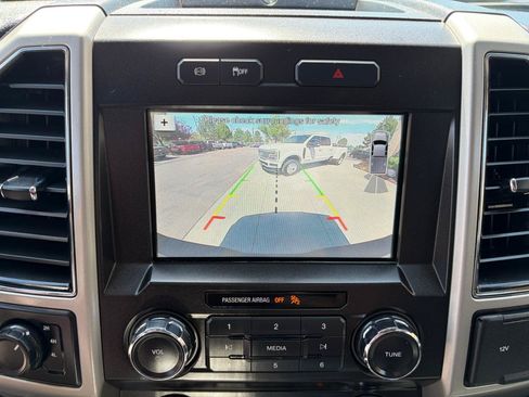 Used 2019 Ford F250 Lariat w/ Lariat Ultimate Package AWD/4WD image 24