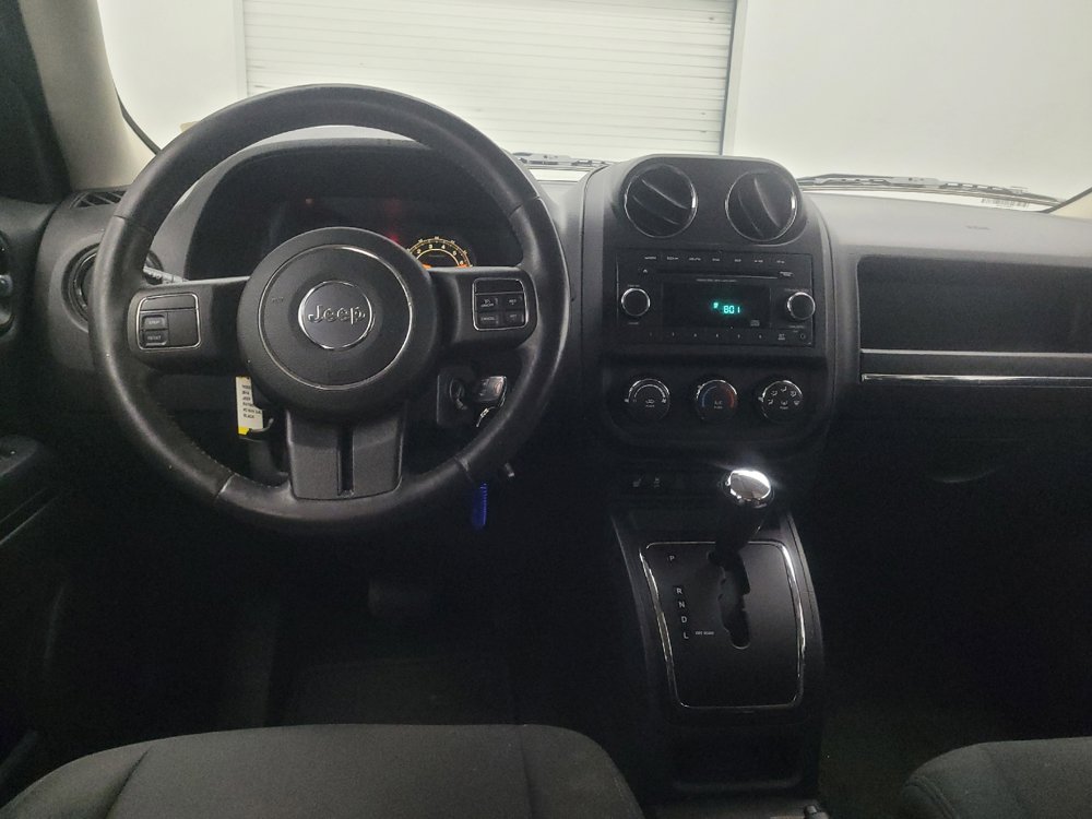 Used 2014 Jeep Patriot Latitude AWD/4WD image 22