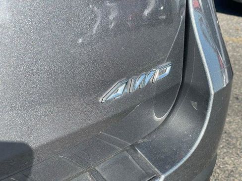 Used 2023 Ford Explorer XLT w/ Equipment Group 202A image 26