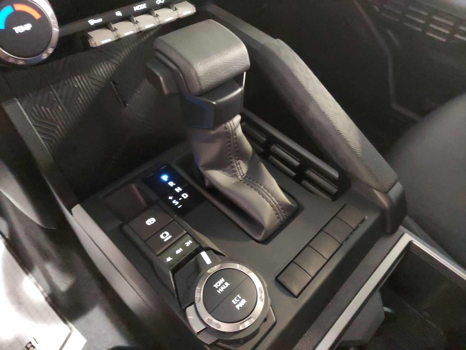 Used 2026 Toyota Tacoma SR5 AWD/4WD image 21
