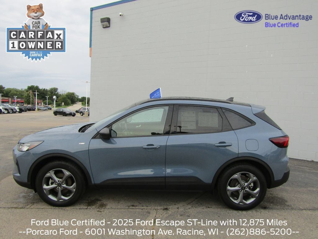 Certified 2025 Ford Escape ST-Line w/ Tech Pack #1 AWD/4WD image 2