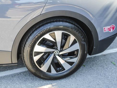 Used 2023 Volkswagen ID.4 Pro RWD image 7