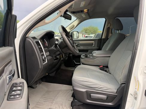 Used 2016 RAM 3500 SLT AWD/4WD image 19