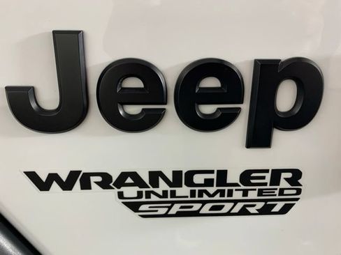 Used 2021 Jeep Wrangler Unlimited Sport AWD/4WD image 37