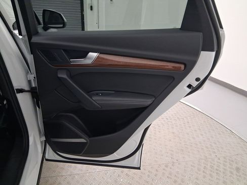 Used 2022 Audi Q5 2.0T Premium Plus w/ Premium Plus Package image 30