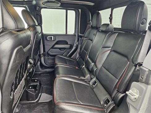 Used 2020 Jeep Gladiator Rubicon image 32