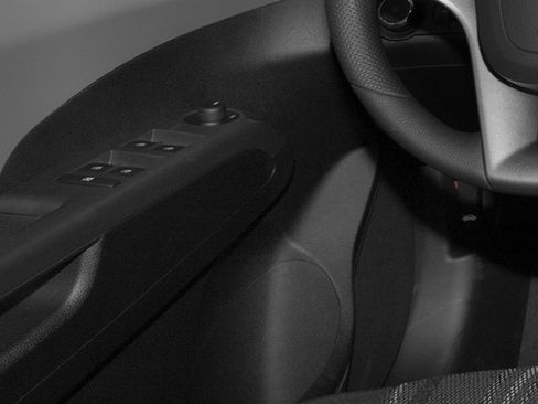 Used 2013 Chevrolet Sonic LT FWD image 20
