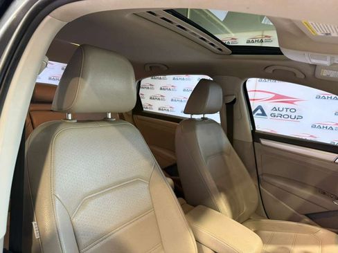 Used 2019 Volkswagen Passat 2.0T Wolfsburg FWD image 44