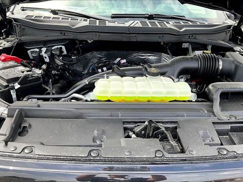 Used 2025 Ford F150 XLT w/ Equipment Group 302A MID AWD/4WD image 10