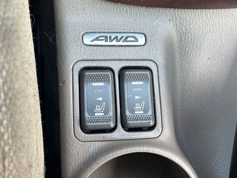 Used 2003 Subaru Outback Wagon image 17