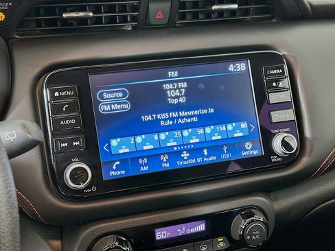 Used 2024 Nissan Kicks SR image 19