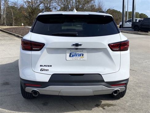 New 2025 Chevrolet Blazer LT w/ Midnight/Sport Edition image 5