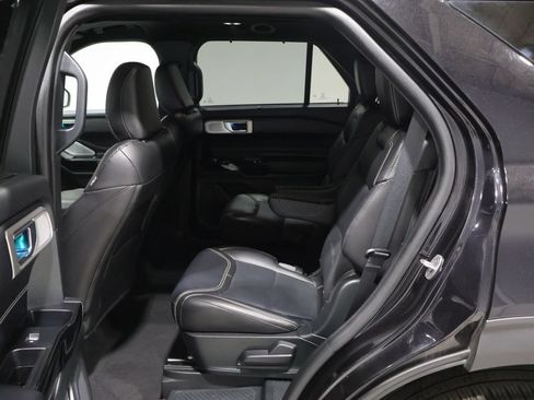 Used 2023 Ford Explorer ST w/ Technology Package AWD/4WD image 18