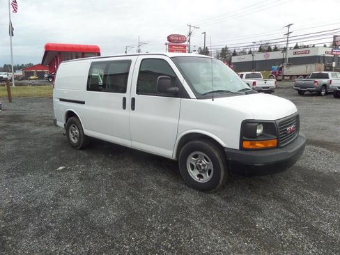 Used 2008 GMC Savana 1500 AWD image 3
