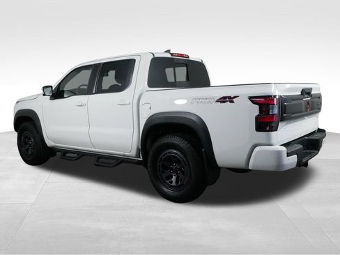 Used 2026 Nissan Frontier PRO-4X w/ Pro-4x Convenience Package AWD/4WD image 8