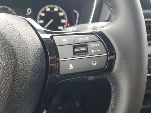 New 2025 Honda Pilot Touring image 33