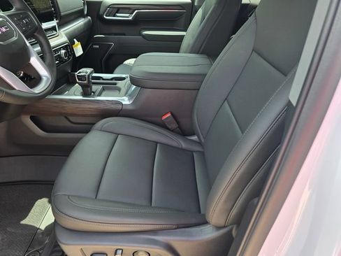 New 2026 GMC Sierra 1500 SLT AWD/4WD image 17