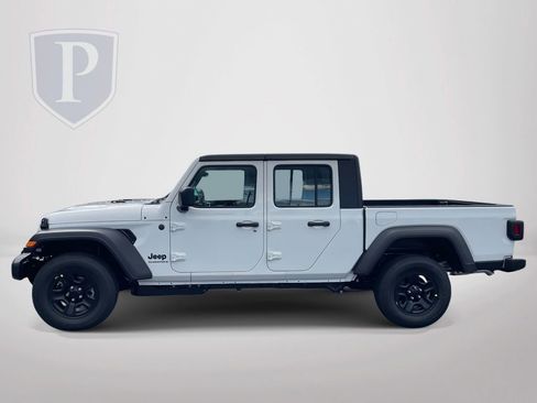 New 2026 Jeep Gladiator Sport image 5