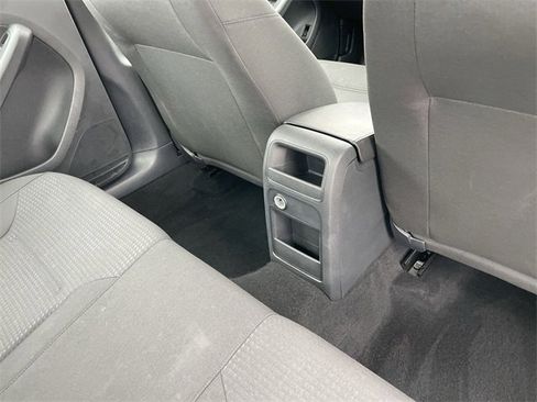 Used 2016 Volkswagen Jetta S image 16