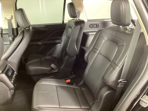 Used 2023 Lincoln Aviator Reserve w/ Equipment Group 201A AWD/4WD image 30