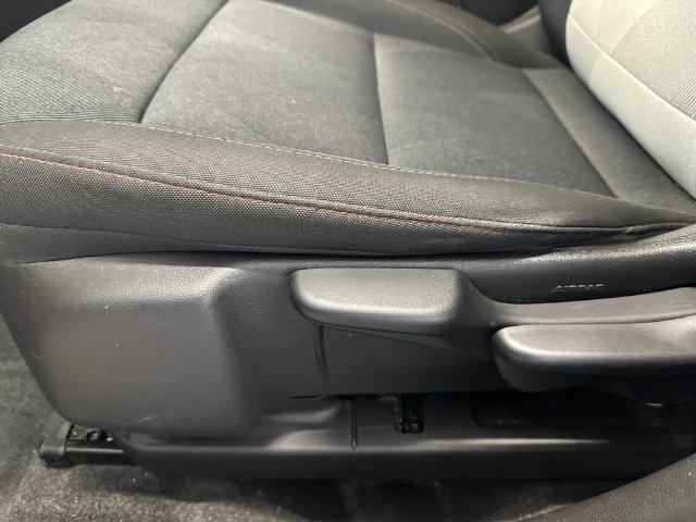 Used 2024 Chevrolet Trax RS w/ Driver Confidence Package FWD image 17