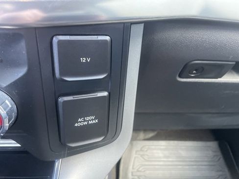 Used 2022 Ford F150 Lariat image 48