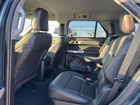 Used 2023 Ford Explorer XLT w/ Equipment Group 202A image 12