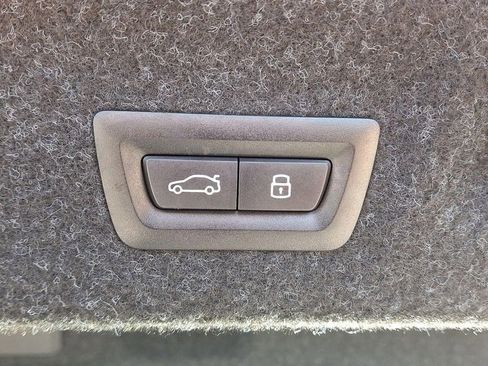 Used 2025 BMW 430i xDrive Coupe w/ Premium Package image 29