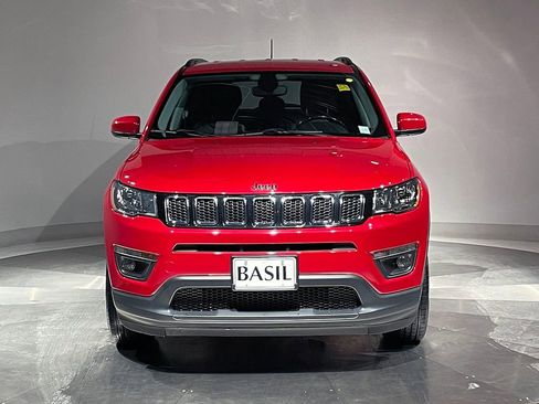 Used 2020 Jeep Compass Latitude image 9