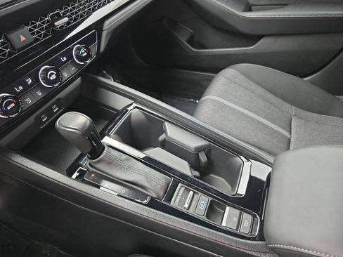 Used 2023 Honda Accord Sport image 23