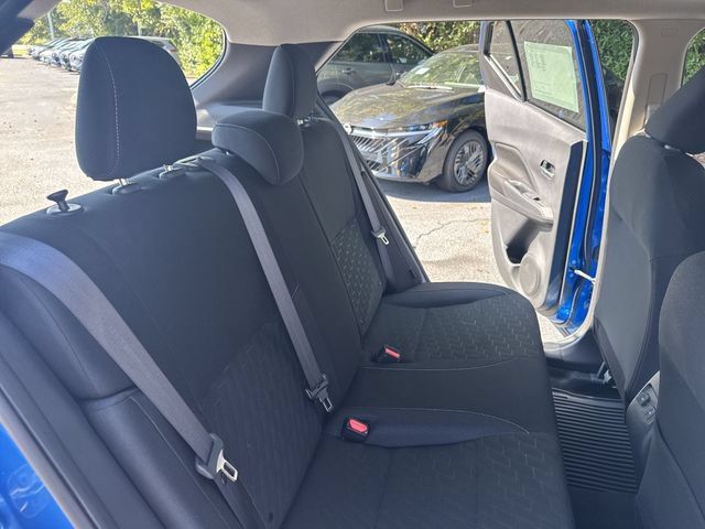 Used 2024 Nissan Kicks SV FWD image 11