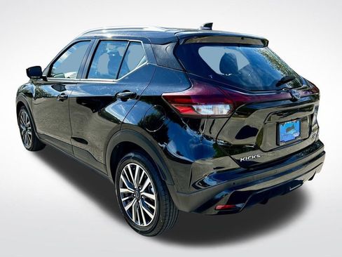 Used 2024 Nissan Kicks SV image 7