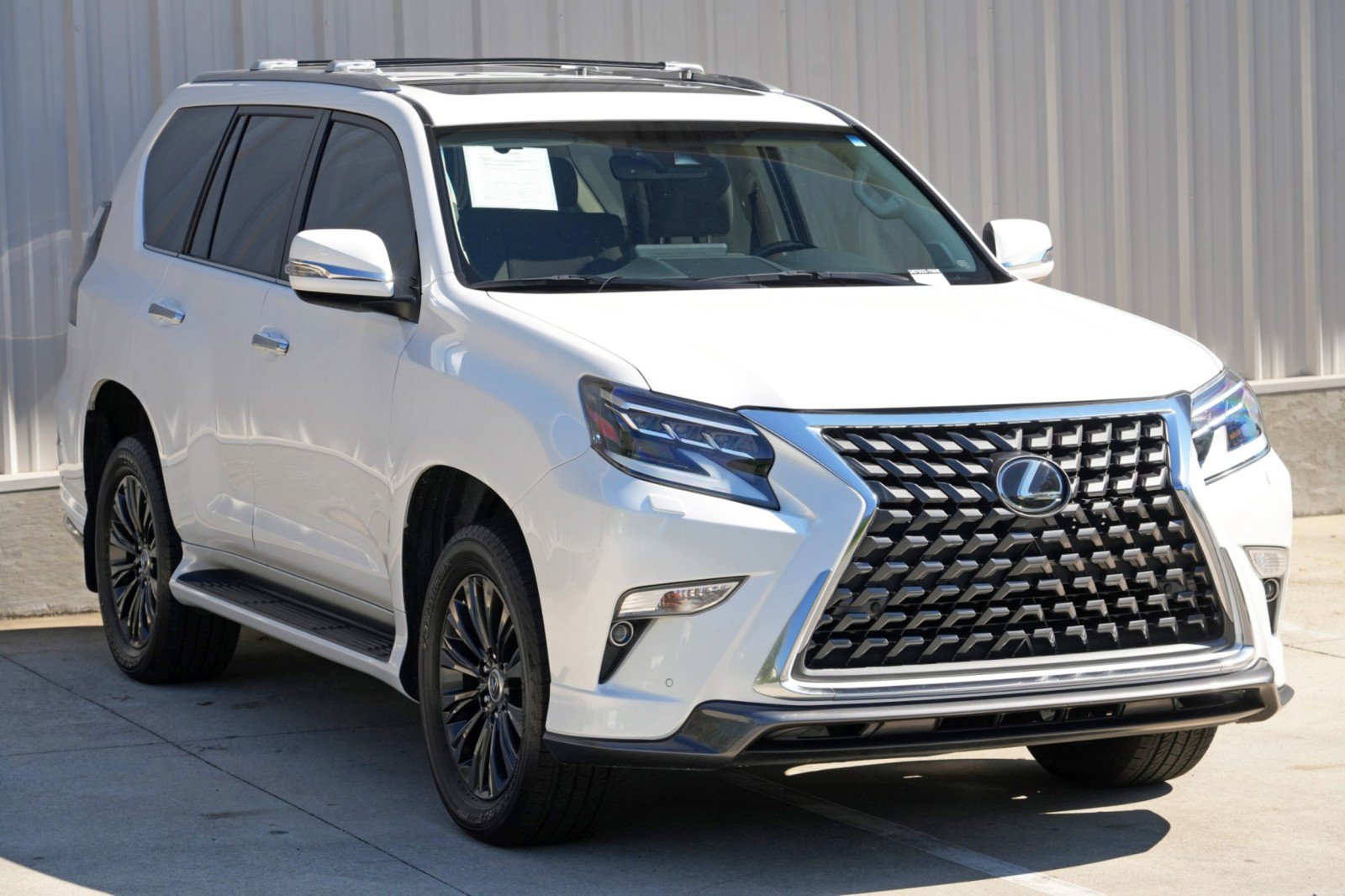 Used 2023 Lexus GX 460 Premium w/ Accessory Package AWD/4WD image 59