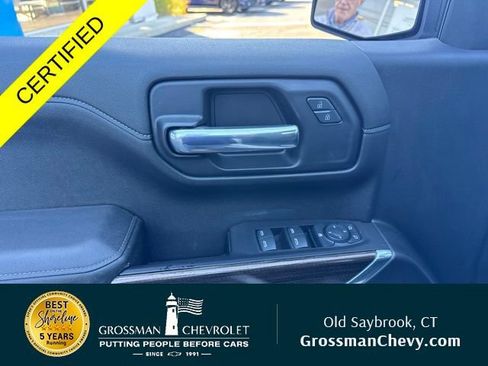 Used 2021 Chevrolet Silverado 1500 RST w/ Z71 Off-Road Package AWD/4WD image 10