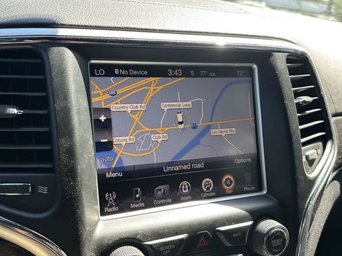 Used 2015 Jeep Grand Cherokee High Altitude AWD/4WD image 19