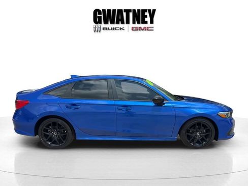 Used 2024 Honda Civic Sport image 2