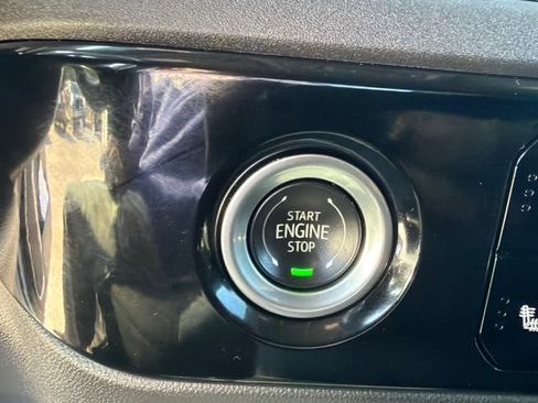 Used 2024 Chevrolet Silverado 1500 LT AWD/4WD image 21