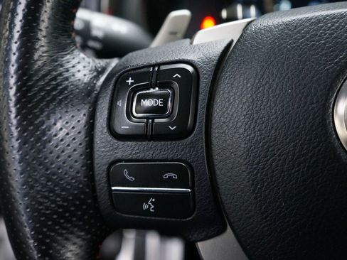 Used 2017 Lexus RC 200t image 22