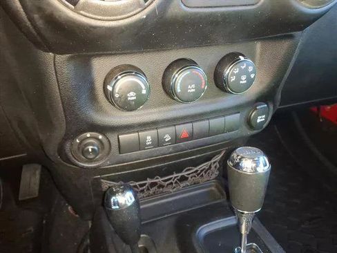 Certified 2016 Jeep Wrangler Unlimited Sport w/ Quick Order Package 24S image 17