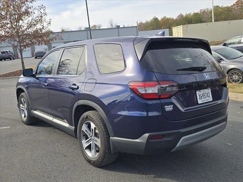 Used 2025 Honda Pilot EX-L image 6