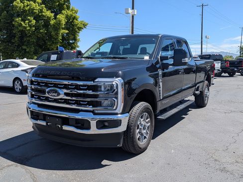 Used 2025 Ford F350 Lariat w/ Camper Package AWD/4WD image 10
