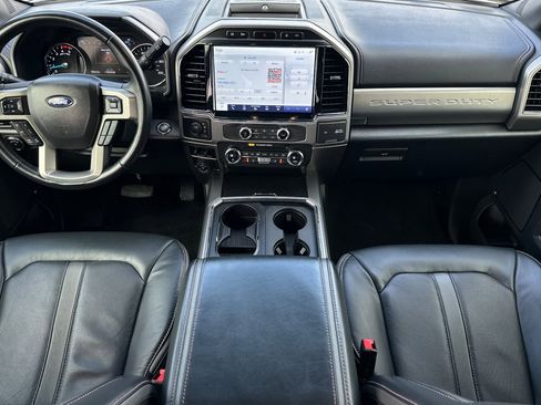 Used 2022 Ford F350 Platinum image 13
