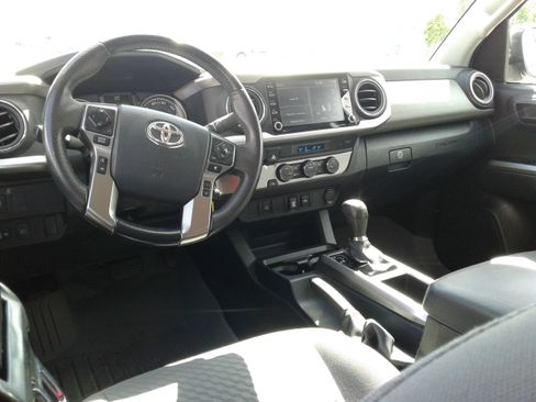 Used 2022 Toyota Tacoma SR5 image 13
