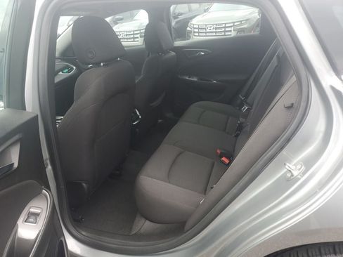 Used 2025 Chevrolet Malibu LT FWD image 34