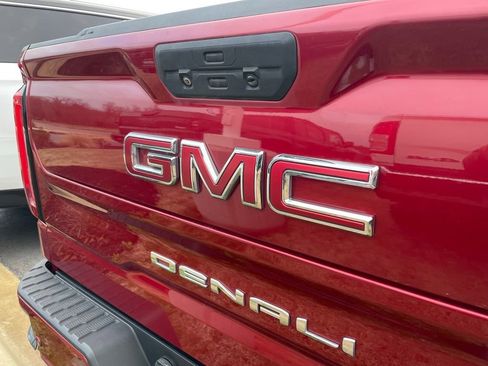 Used 2019 GMC Sierra 1500 Denali w/ Denali Ultimate Package image 8