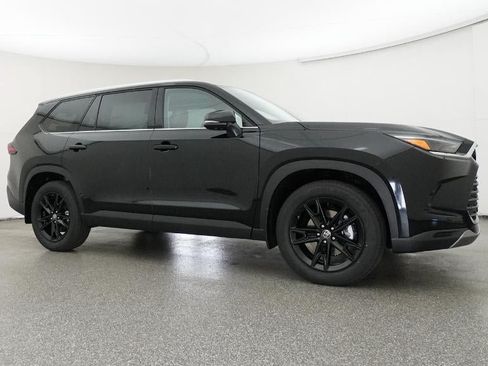 New 2026 Toyota Grand Highlander AWD image 28